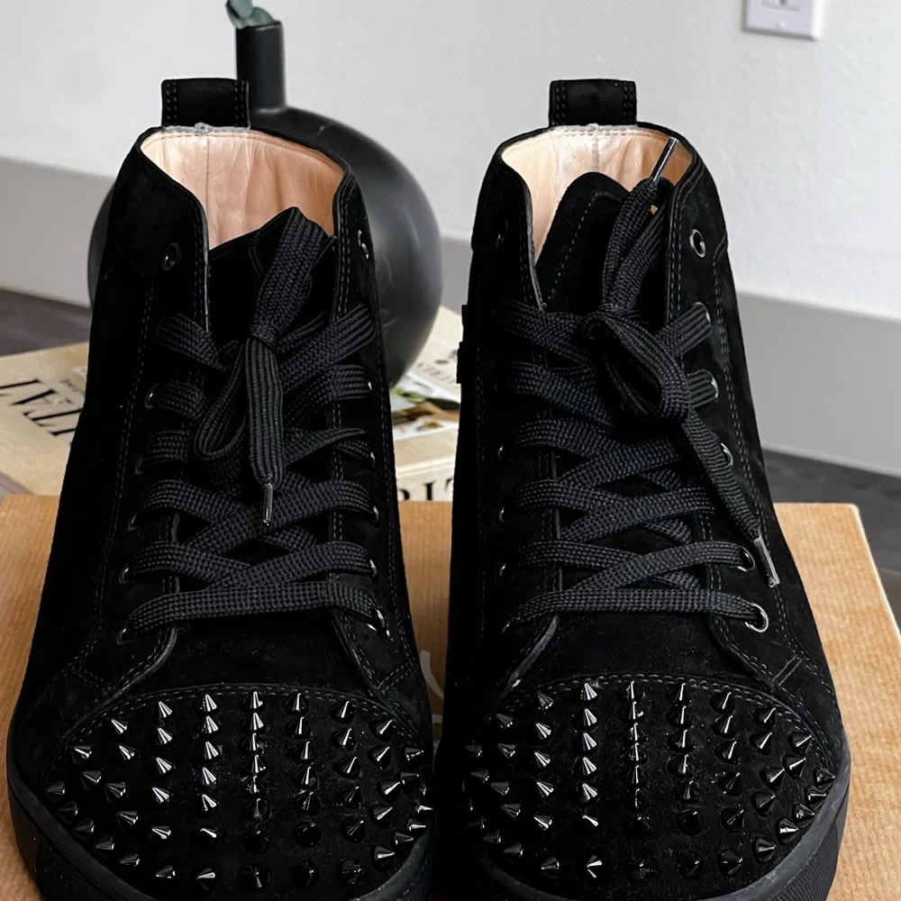 Christian Louboutin Men’s Lou Spikes Flat Suede 45.5